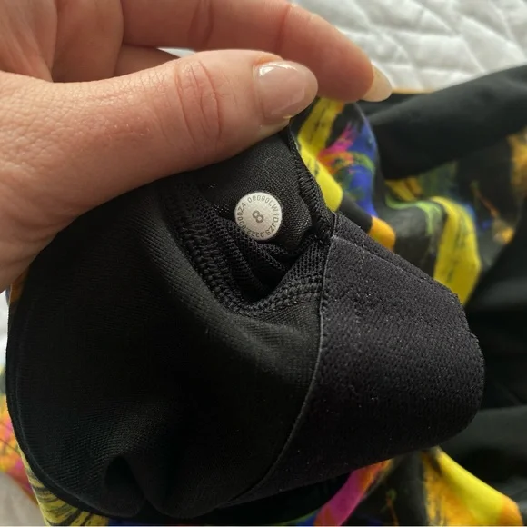 Lululemon Wunder Under Tank - Picture 6 of 6